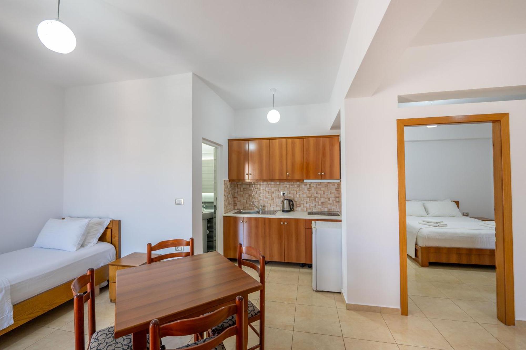 Aleksander Aparthotel Ksamil Exterior foto